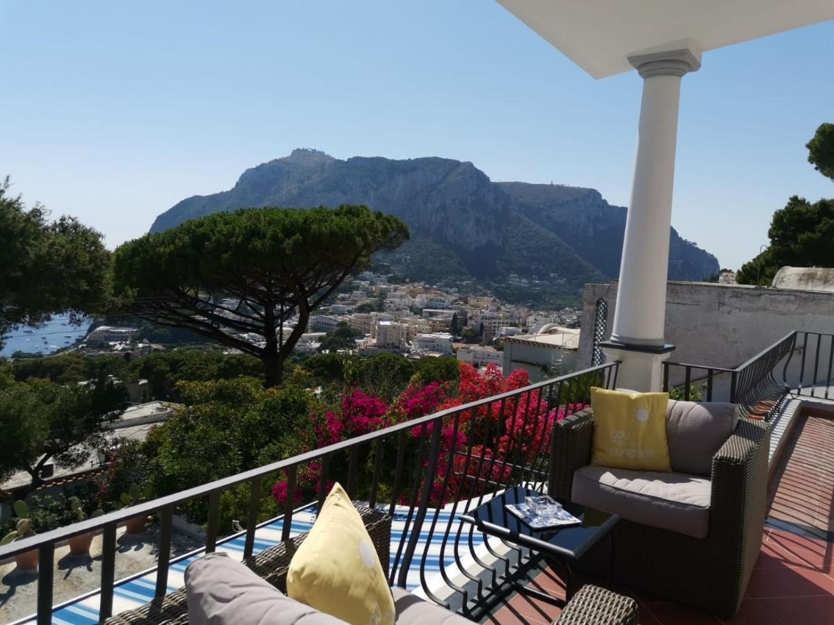 Marvelous Sea View Villa Капри Экстерьер фото